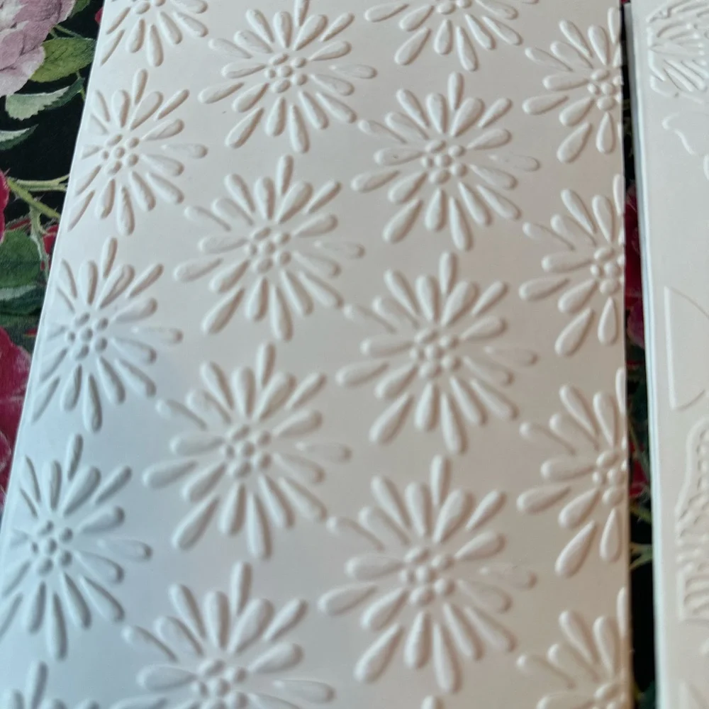 Spring Bouquet Embossed Cards - Picture 5 of 5